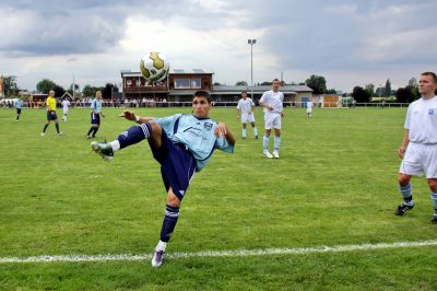SV-Blau-Wei-Zorbau I - TSV Leuna 1919 I
Mit einem Auftaktsieg startete die 1. Mannschaft des SV Blau Wei Zorbau in die neue Saison. (Bilder: Wolfgang Schulze, Leuna)
