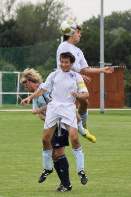 SV-Blau-Wei-Zorbau I - TSV Leuna 1919 I
Mit einem Auftaktsieg startete die 1. Mannschaft des SV Blau Wei Zorbau in die neue Saison. (Bilder: Wolfgang Schulze, Leuna)
