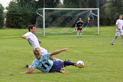 SV-Blau-Wei-Zorbau I - TSV Leuna 1919 I
Mit einem Auftaktsieg startete die 1. Mannschaft des SV Blau Wei Zorbau in die neue Saison. (Bilder: Wolfgang Schulze, Leuna)
