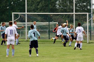 SV-Blau-Wei-Zorbau I - TSV Leuna 1919 I
Mit einem Auftaktsieg startete die 1. Mannschaft des SV Blau Wei Zorbau in die neue Saison. (Bilder: Wolfgang Schulze, Leuna)
