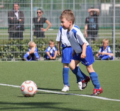 G-Jugend beim FC Carl-Zeiss Jena
berraschend gewann die G-Jugend des SV Blau Wei Zorbau gegen die Mannschaft des FC Carl Zeiss Jena (Fotos: Maik Cisnik)
