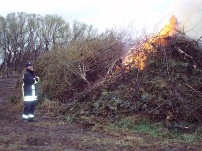 20080323_1040921410_osterfeuer0005.jpg