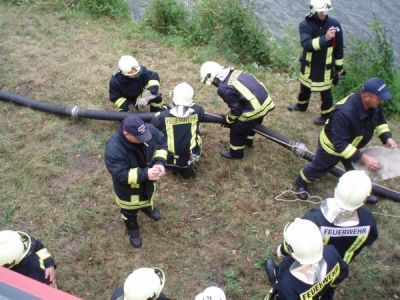 feuerwehrbiwag_in_nellschuetz_200929_20090907_1094178796.jpg