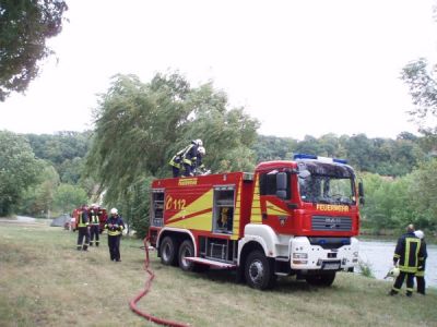 feuerwehrbiwag_in_nellschuetz_200940_20090907_1117285950.jpg