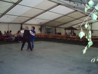 Der erste Tanz
Der erste Tanz im Festzelt.
