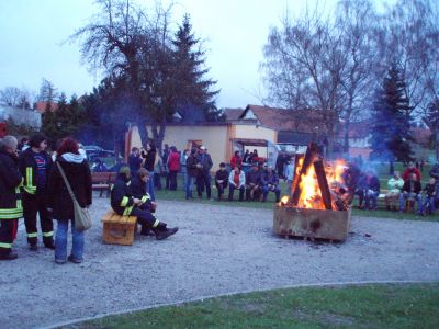 1osterfeuer_2010_013.JPG