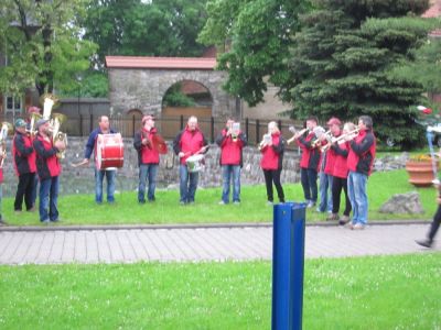 Die Robacher Musikanten beim Platzkonzert
