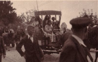 umzug-1930.jpg