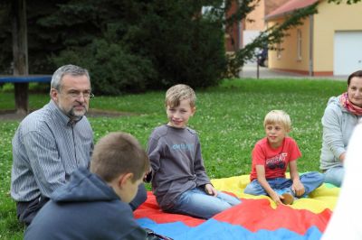 kinderkirche-grillen-2012-003.jpg