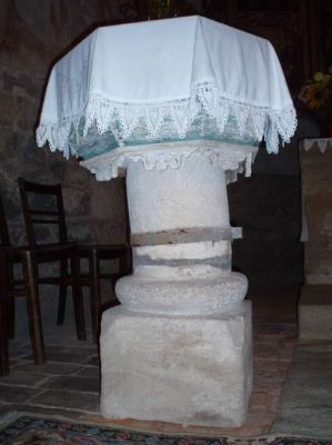 taufstein.JPG