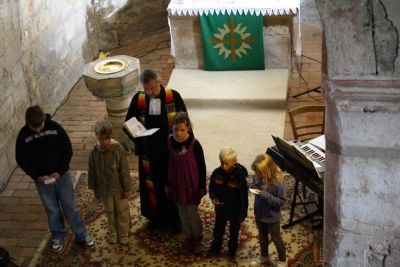 Psalm 31 wird gesprochen
Die Kinder sprechen den Psalm im Wechsel mit der Gemeinde
